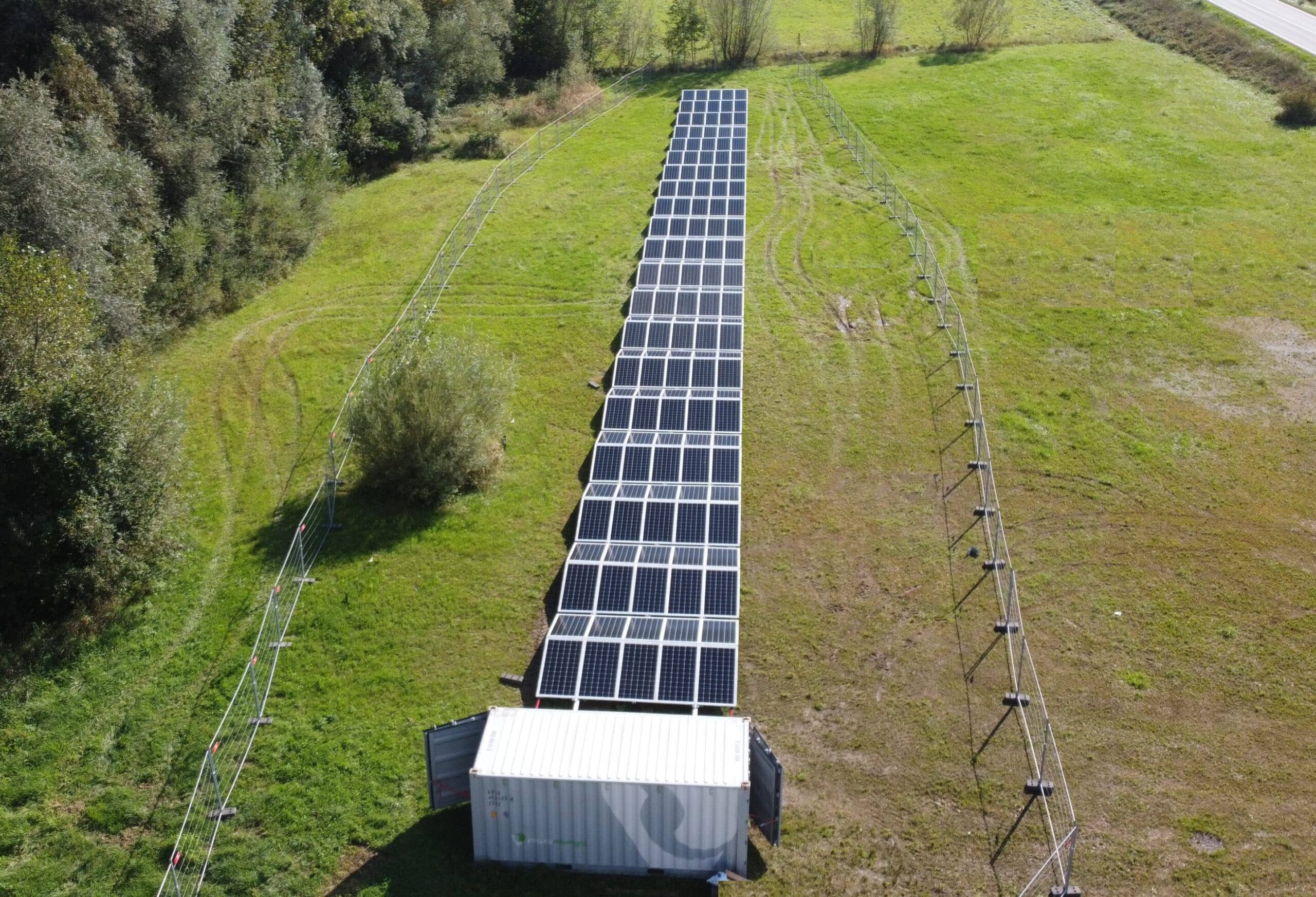 Déploiement de panneaux photovoltaïques mobiles Flex-Grid