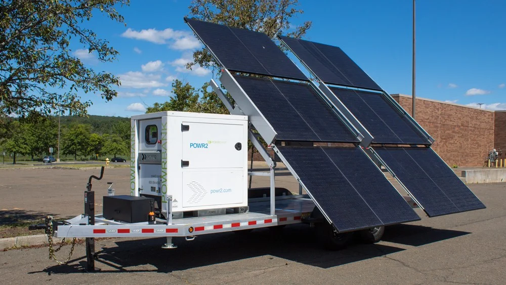 Système d'alimentation temporaire associant BESS POWRBANK, solaire et groupe électrogène