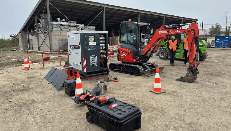 Combien consomme une pelle électrique sur chantier ? Comparatif diesel, coût énergie, RSE et recharge avec batterie tampon.