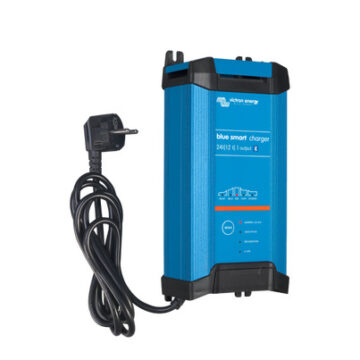 Victron Blue Smart IP22 24/12 (1)
