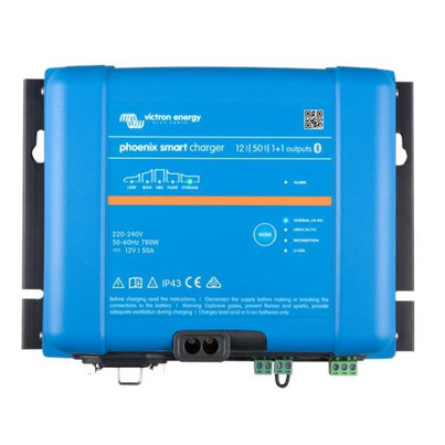 Victron Phoenix Smart IP43 12/50 (1+1)